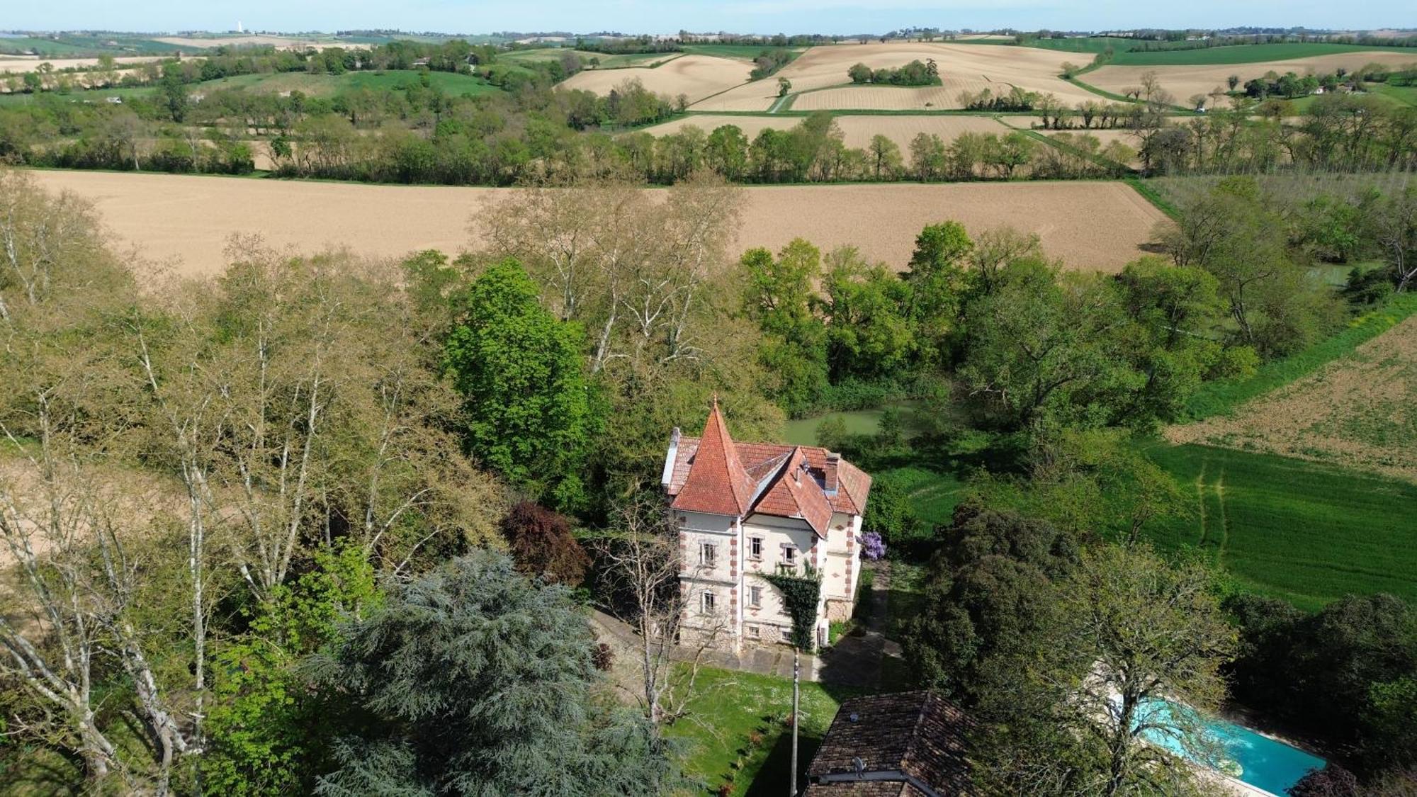 Petit Chateau Le Piot Bed and Breakfast Fleurance Eksteriør billede
